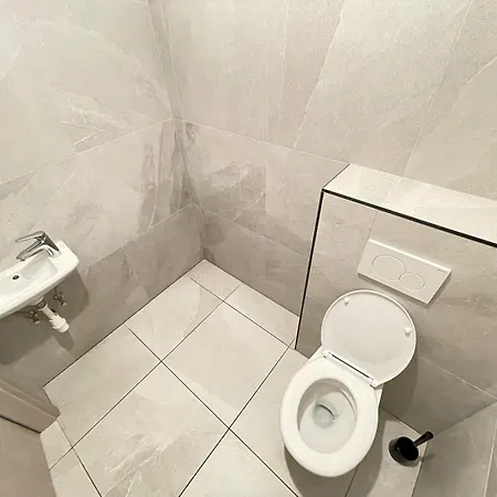 Nuovo Louis 68300 Tra Francia E Svizzera