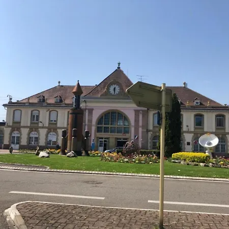 Nuovo Louis 68300 Tra Francia E Svizzera Apartmán