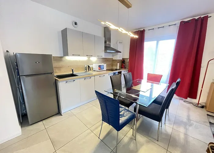 Nuovo Louis 68300 Tra Francia E Svizzera